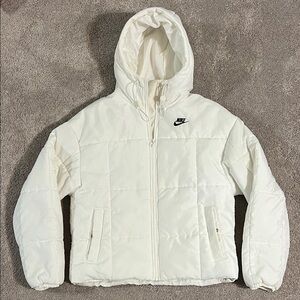 Nike Women's White Puffer Jacket